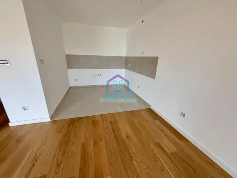 Prodaja, stan, 174m², Telep, Novi Sad Sve Podlokacije - image 3