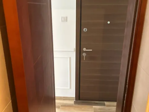 Prodaja, stan, 42m², Cetinje, Crna Gora - image 4