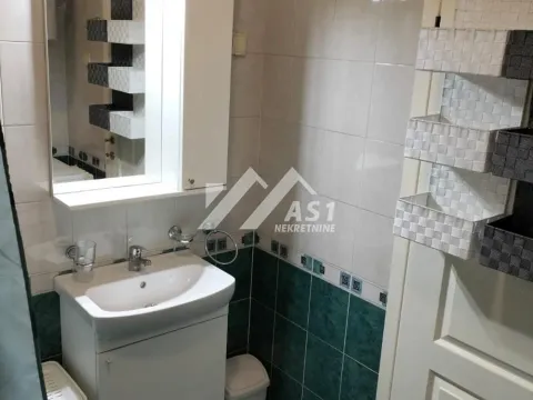 Izdavanje, stan, 29m², Sajam, Novi Sad Sve Podlokacije - image 8