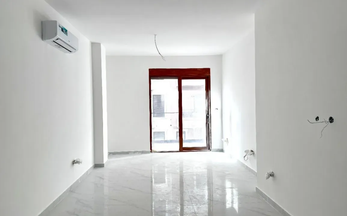 Prodaja, jednosoban stan, 46m², Ilino, Bar