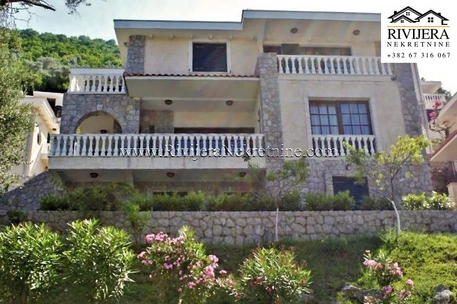 Sale, house, 235m², Kostanjica, Kotor