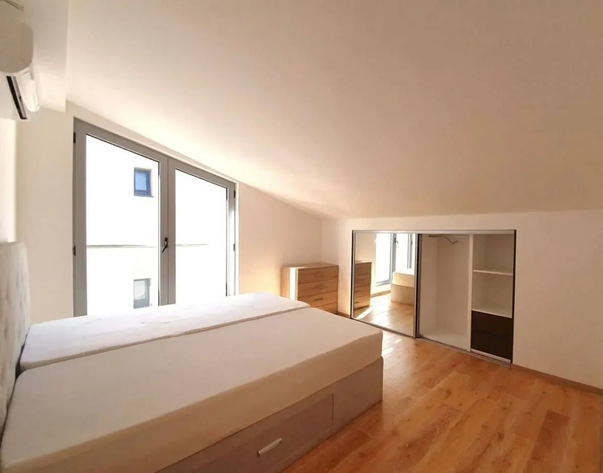 Sale, three bedroom apartment, 171m², Petrovac, Budva