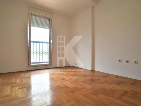 Prodaja, jednosoban stan, 56m², Zabjelo, Podgorica - image 8