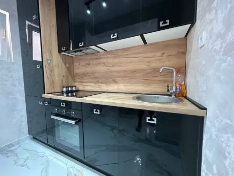 Rent, two bedroom apartment, 81m², Mažina, Tivat - image 11