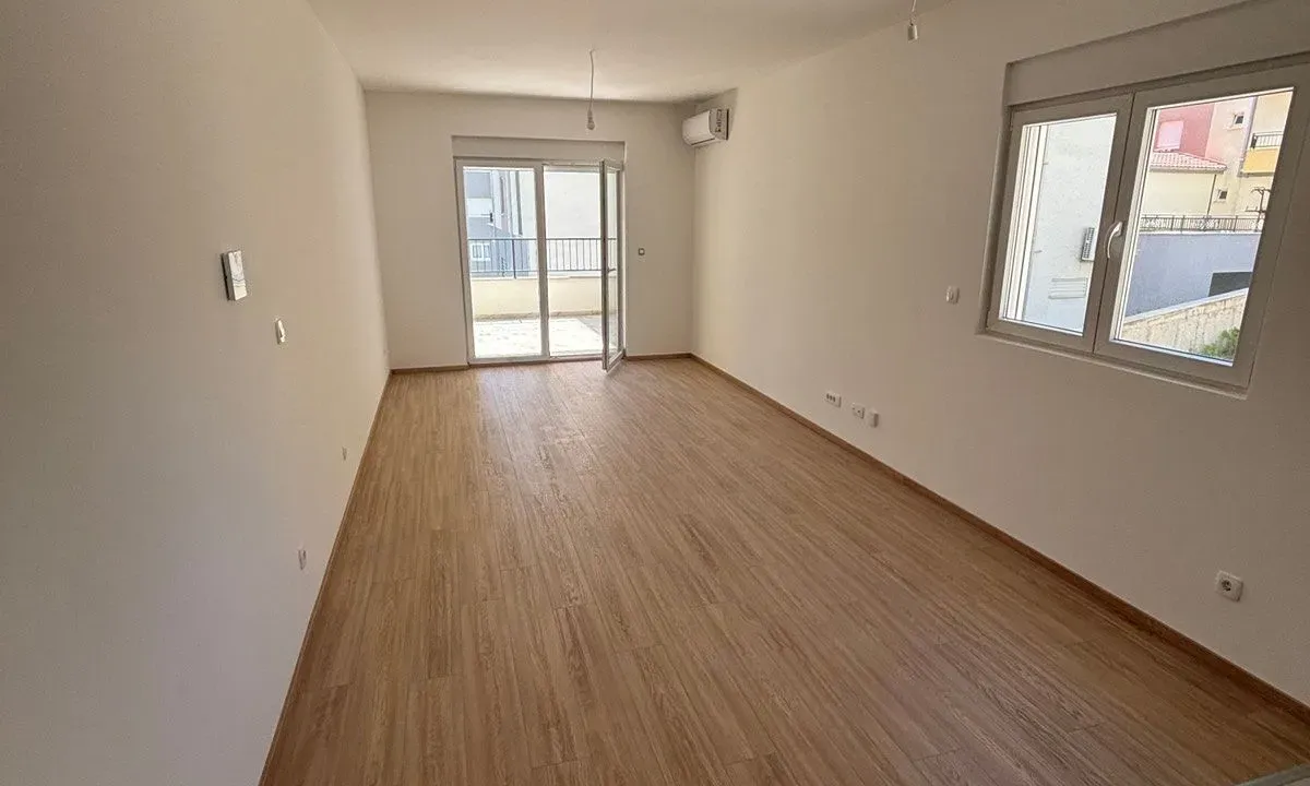 Prodaja, jednosoban stan, 58m², Budva, Crna Gora