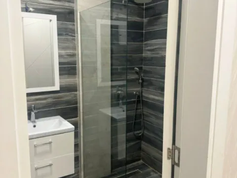 Rent, one bedroom apartment, 75m², Pod Kuk, Tivat - image 4