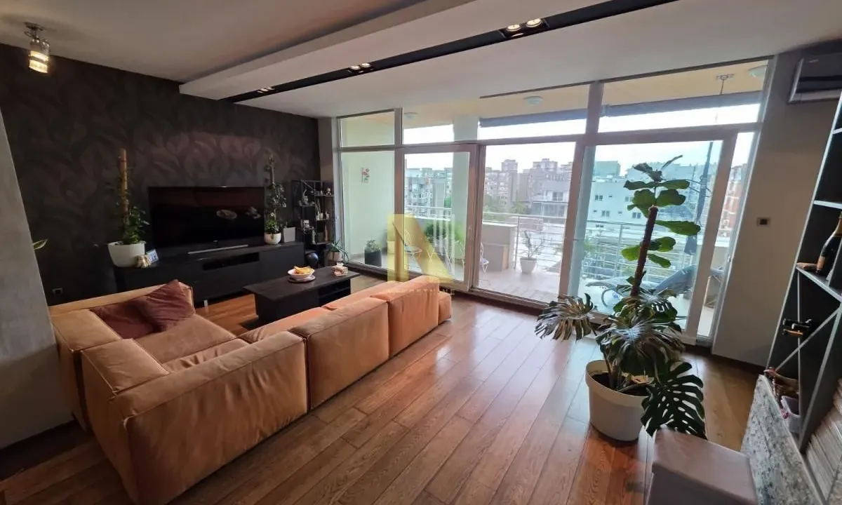 Sale, four bedroom apartment, 150m², Liman 3, Novi Sad Sve Podlokacije