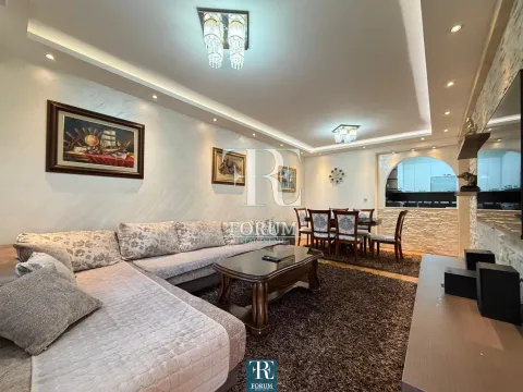 Sale, two bedroom apartment, 74m², Ljubović, Podgorica - image 2