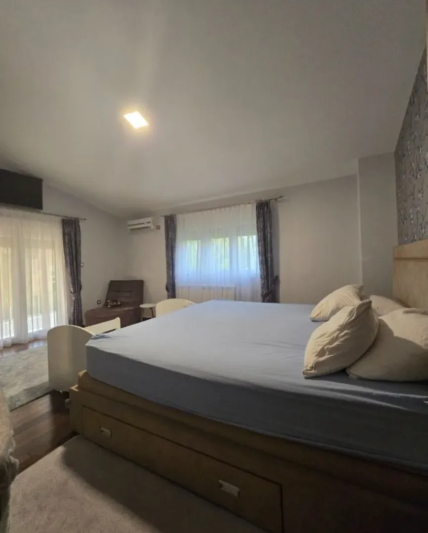 Prodaja, kuća, 175m², Velje Brdo, Podgorica