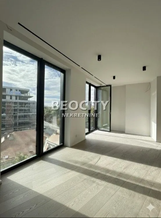 Izdavanje, trosoban stan, 100m², Kalemegdan, Beograd