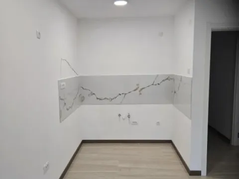 Izdavanje, dvosoban stan, 58m², Železnička Stanica, Novi Sad Sve Podlokacije - image 4
