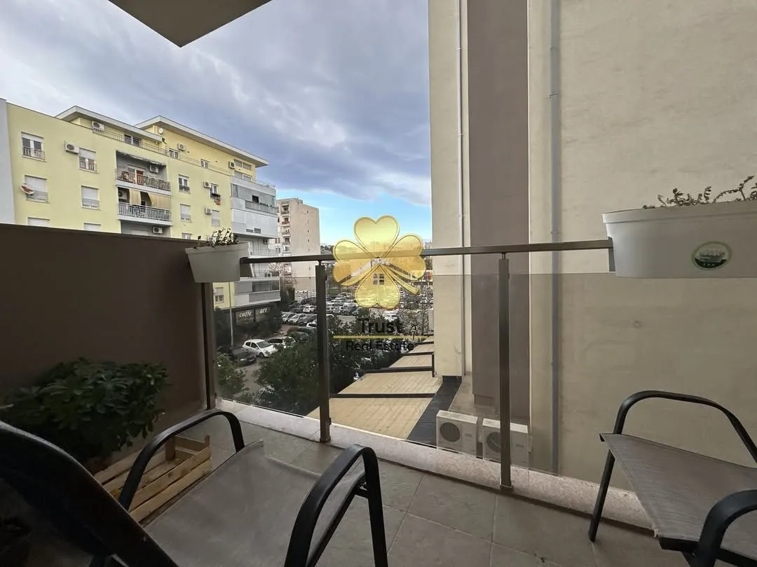 Rent, three bedroom apartment, 95m², Blok 9, Podgorica