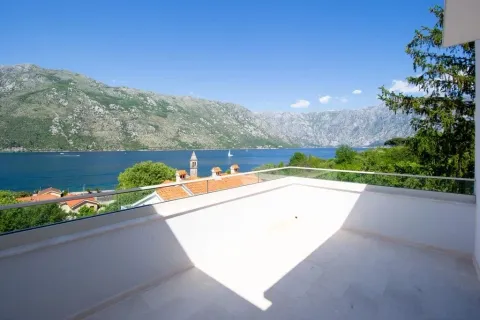 Sale, one bedroom apartment, 95m², Stoliv, Kotor - image 1