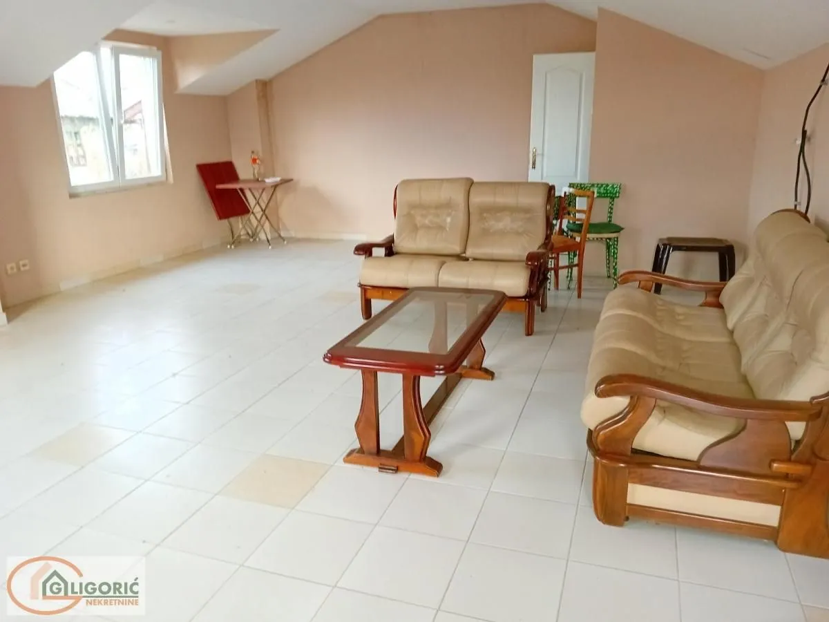 Sale, house, 74m², Čukarica, Beograd