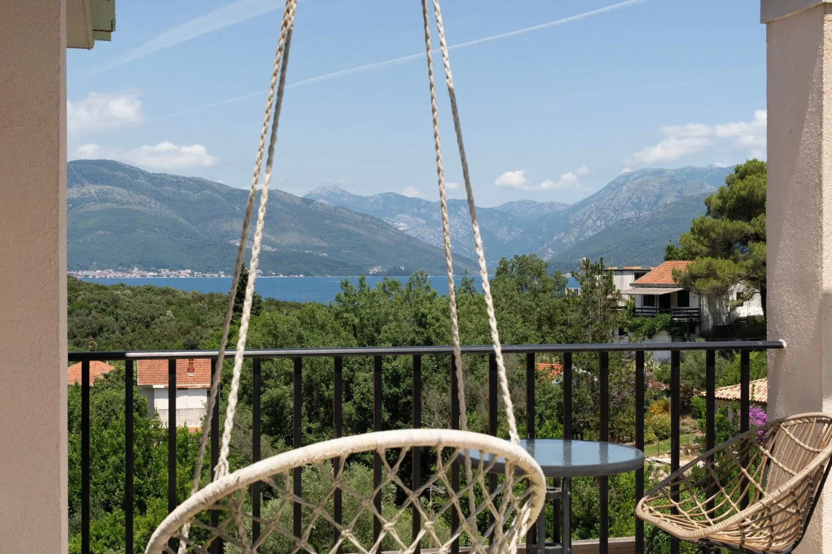 Prodaja, kuća, 224m², Tivat, Crna Gora