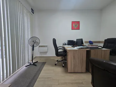 Sale, office space, 26m², Centar, Nikšić - image 4