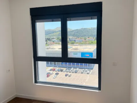 Prodaja, jednosoban stan, 42m², Centar, Bar - image 4