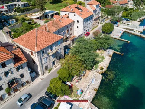 Prodaja, kuća, 321m², Prčanj, Kotor - image 6