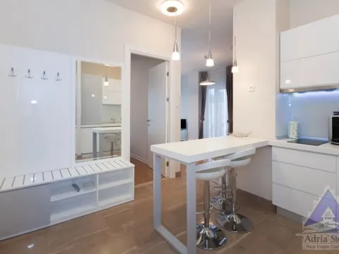 Prodaja, jednosoban stan, 65m², Centar, Budva - image 7