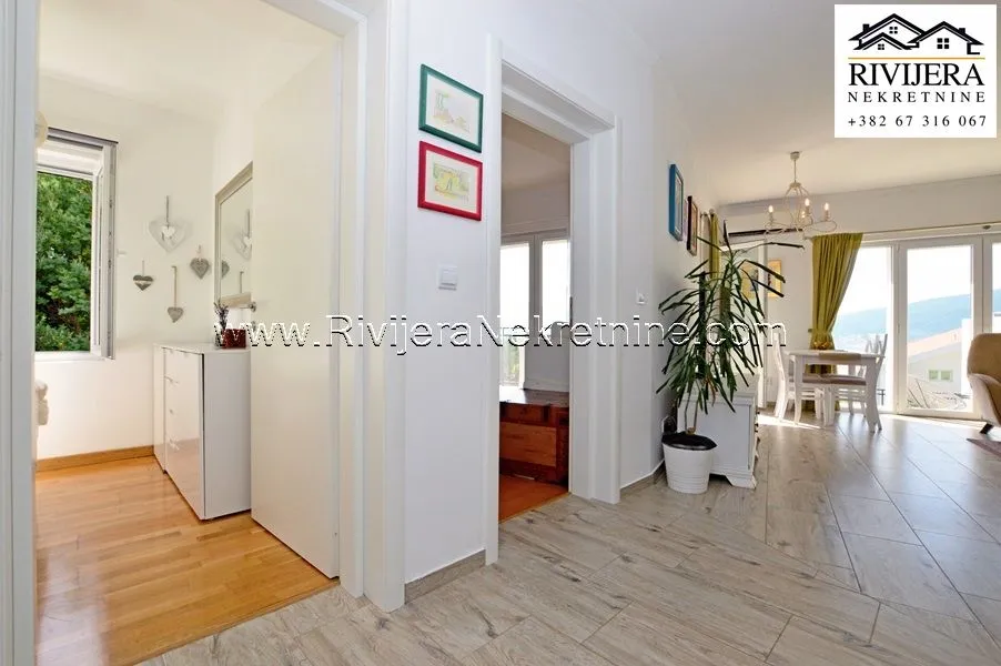 Prodaja, dvosoban stan, 70m², Baošići, Herceg Novi