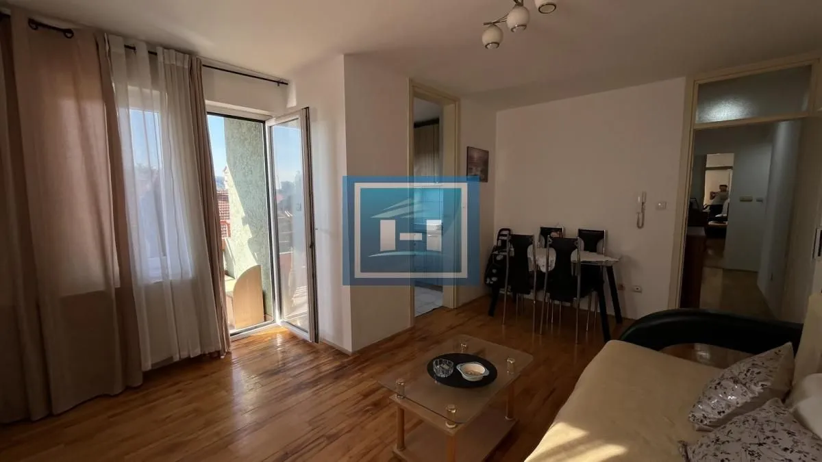 Prodaja, dvosoban stan, 55m², Centar, Jagodina