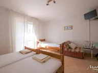 Sale, house, 195m², Bečići, Budva - image 12