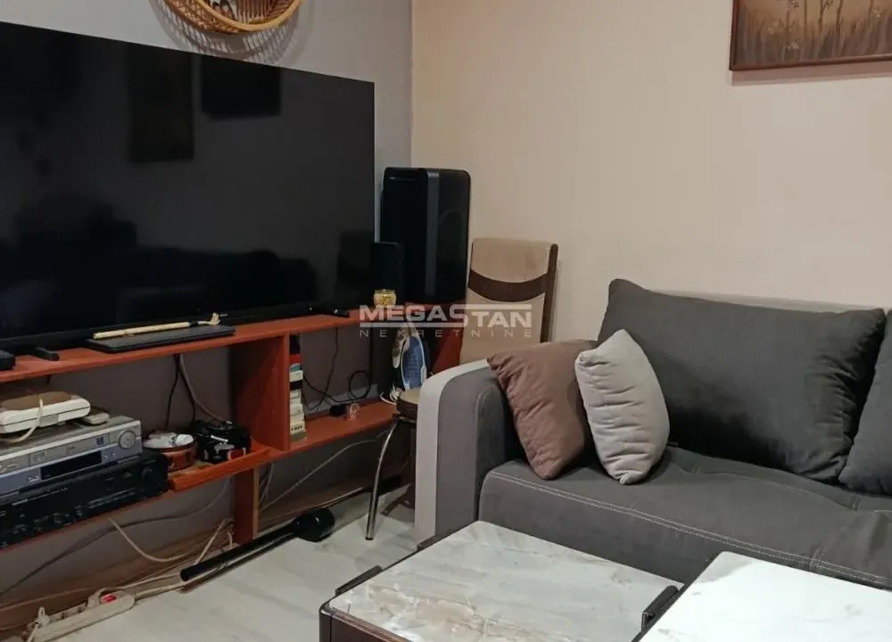 Prodaja, stan, 23m², Kanarevo Brdo, Beograd