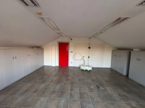 Rent, office space, 360m², Zemun Meandri, Zemun Sve Podlokacije - image 11