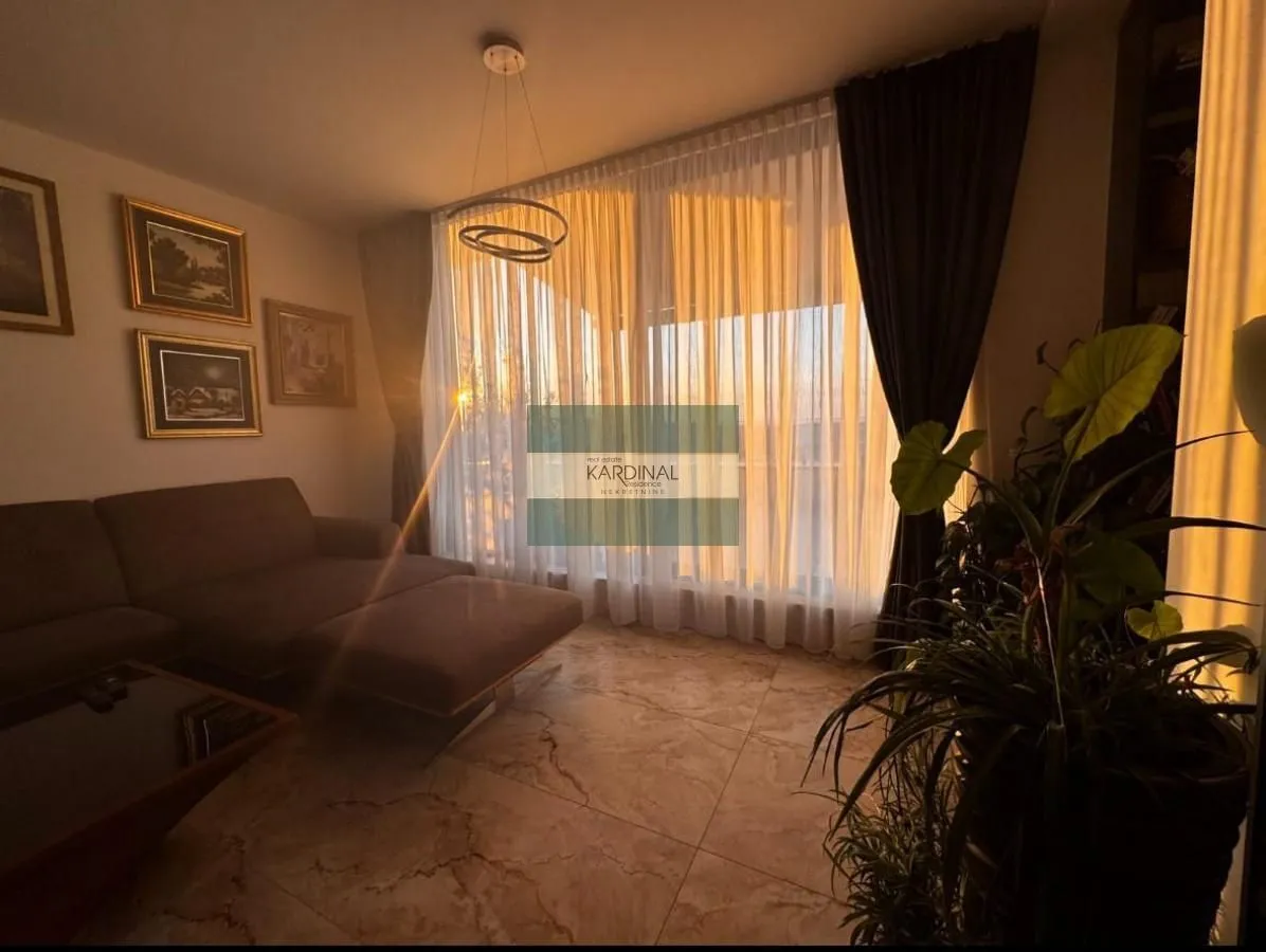 Prodaja, stan, 150m², Sremska Kamenica, Petrovaradin