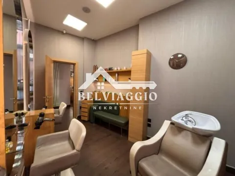 Rent, office space, 208m², Stari Grad, Budva - image 2