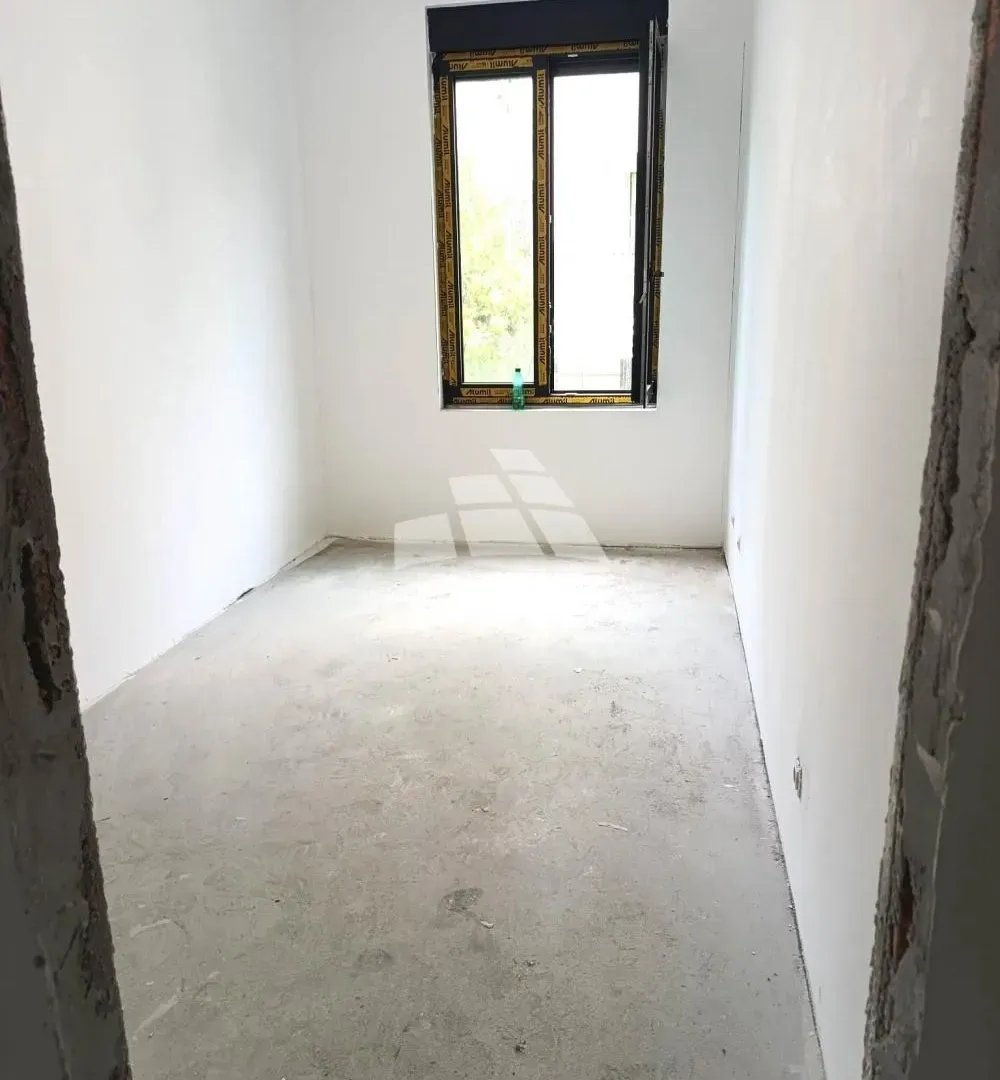 Sale, two bedroom apartment, 74m², Autokomanda, Voždovac Sve Podlokacije