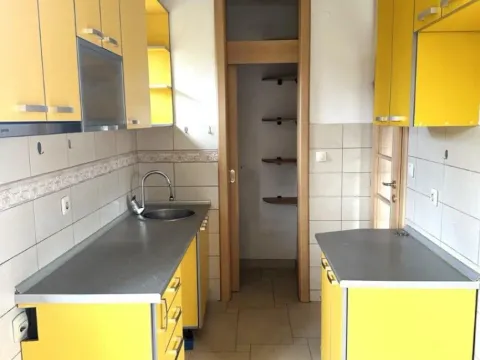 Izdavanje, dvosoban stan, 60m², Centar, Podgorica - image 10