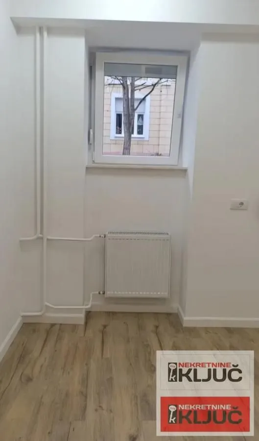 Prodaja, jednosoban stan, 31m², Centar, Novi Sad