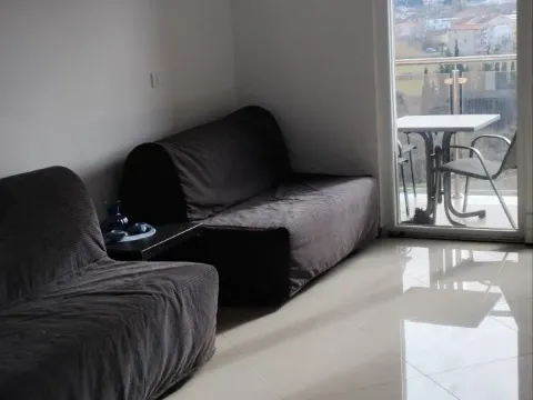 Stan in Makedonsko naselje