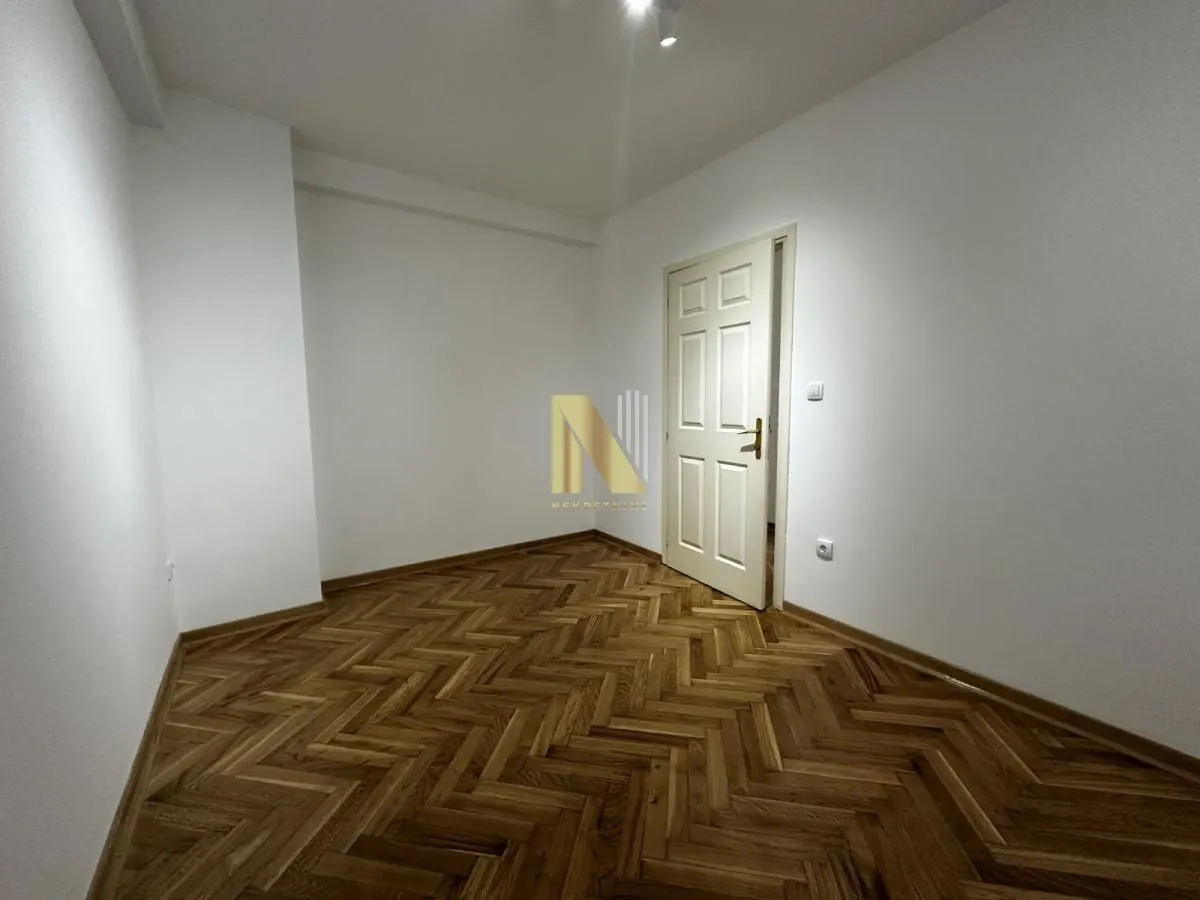 Prodaja, dvosoban stan, 40m², Grbavica, Novi Sad Sve Podlokacije