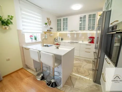 Sale, house, 178m², Klisa, Novi Sad Sve Podlokacije - image 2