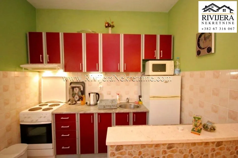 Prodaja, kuća, 236m², Igalo, Herceg Novi