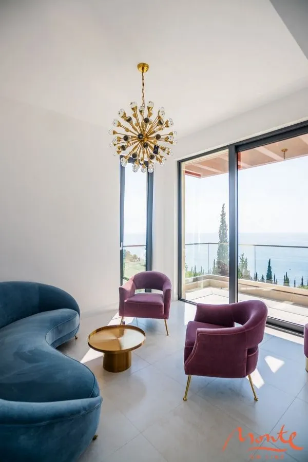 Prodaja, kuća, 632m², Reževići, Budva