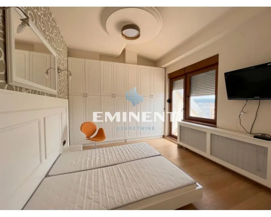 Rent, apartment, 87m², Crveni Krst, Beograd