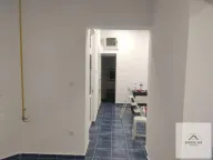 Izdavanje, poslovni prostor, 70m², Ruma, Srbija - image 6