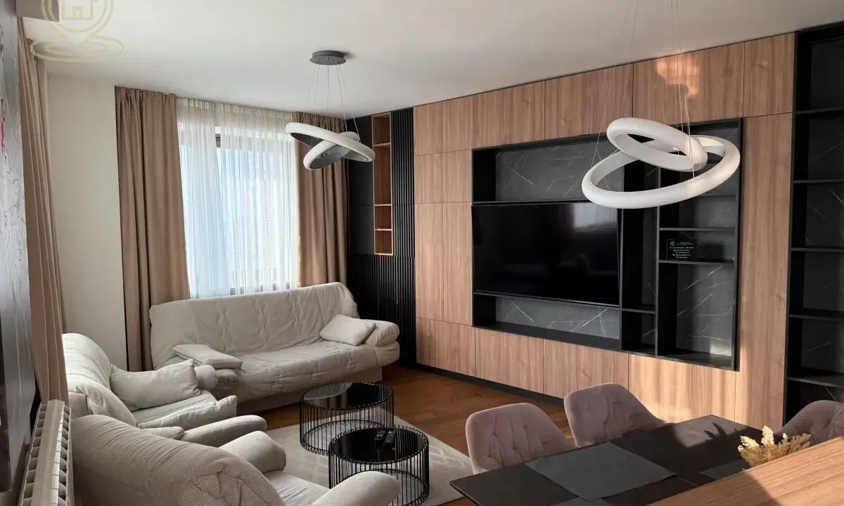 Prodaja, trosoban stan, 90m², Savski Venac, Beograd