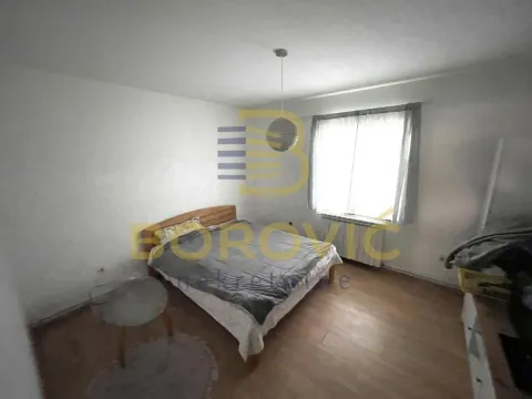 Prodaja, kuća, 350m², Surčin, Beograd - image 5