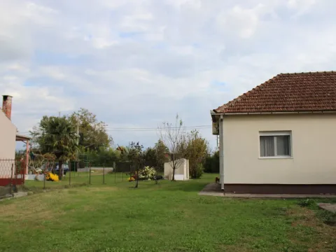 Prodaja, kuća, 77m², Zeta, Podgorica - image 16
