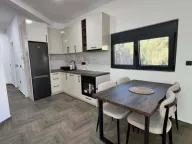 Izdavanje, dvosoban stan, 85m², Šušanj, Bar - image 5