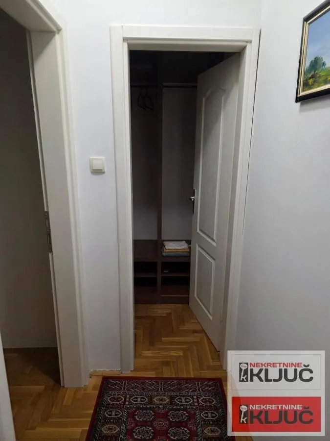 Izdavanje, jednosoban stan, 40m², Nova Detelinara, Novi Sad Sve Podlokacije