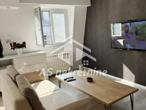 Rent, two bedroom apartment, 68m², Stari Grad, Beograd - image 2