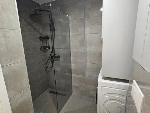 Rent, one bedroom apartment, 47m², Stari Aerodrom, Podgorica - image 17