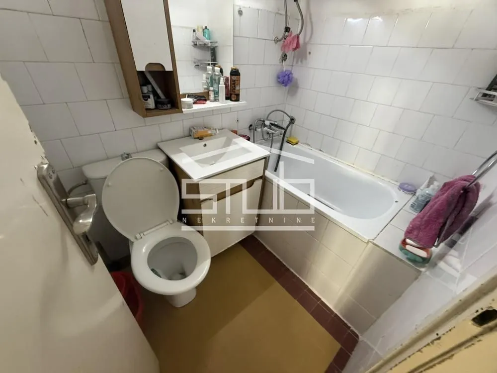 Sale, three bedroom apartment, 56m², Bele Vode, Beograd