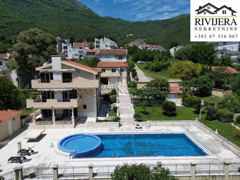 Prodaja, kuća, 396m², Baošići, Herceg Novi
