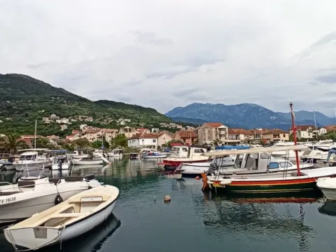 Prodaja, garsonjera, 26m², Centar, Tivat - image 8